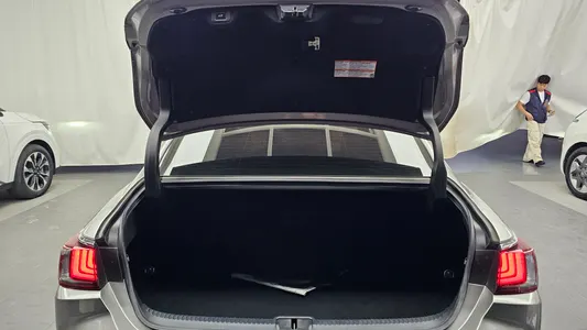 Lexus ES300h 7 2022 20