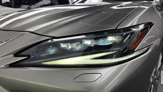 Lexus ES300h 7 2022 22