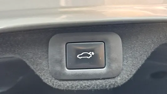 Lexus ES300h 7 2022 31