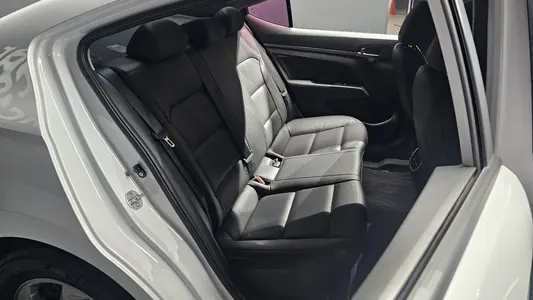 Hyundai AD 1.6 GDI 2017 11