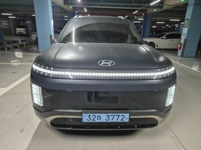 Hyundai 9 AWD 2025