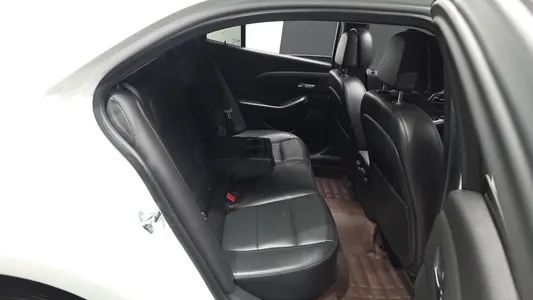Chevrolet 말리부 2.0 LT 2016 12