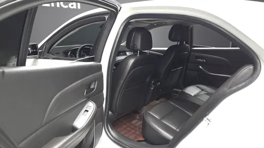 Chevrolet 말리부 2.0 LT 2016 26