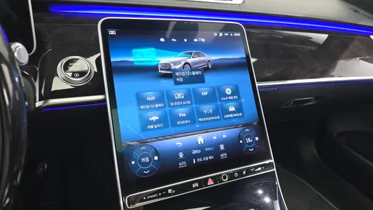 Mercedes-Benz S-Class W223 S580L 4MATIC 2021 33