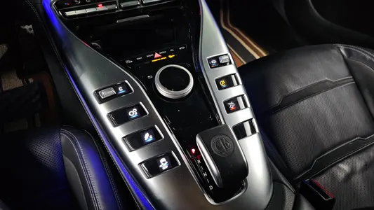Mercedes-Benz AMG GT 4 43 4MATIC+ 2019 9