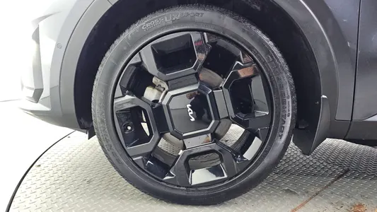 Kia 4 HEV 1.6 2WD 2022 5
