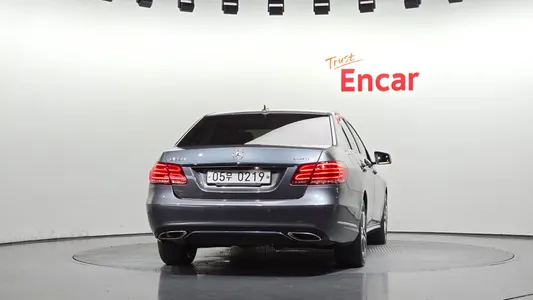 Mercedes-Benz E-Class W212 E250 4MATIC 2015 4