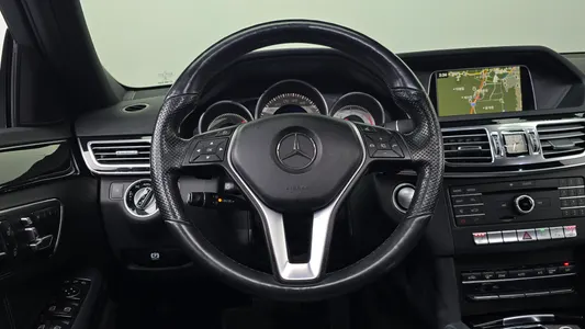 Mercedes-Benz E-Class W212 E250 4MATIC 2015 14