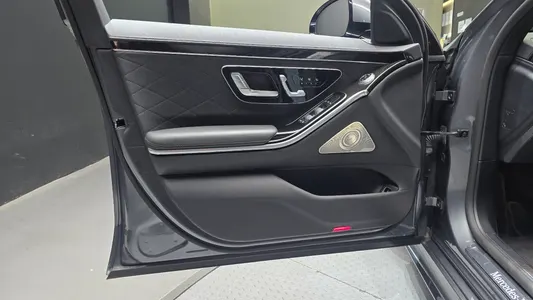 Mercedes-Benz S-Class W223 S500L 4MATIC 2021 24