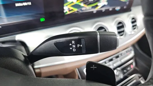 Mercedes-Benz E-Class W213 E300 AMG Line 2019 9
