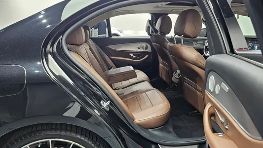 Mercedes-Benz E-Class W213 E300 AMG Line 2019 11