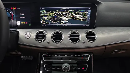 Mercedes-Benz E-Class W213 E300 AMG Line 2019 12
