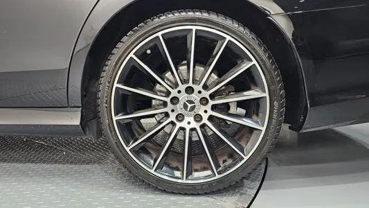 Mercedes-Benz E-Class W213 E300 AMG Line 2019 21