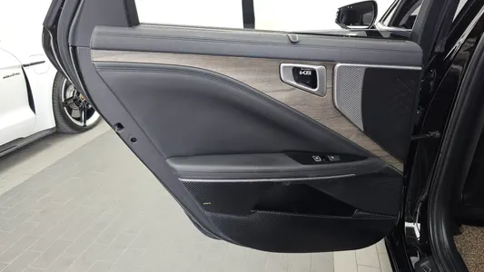 Kia K8 2021 25