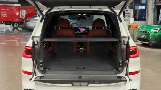 BMW X7 (G07) M60i xDrive M 6 2024 11