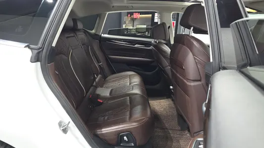 BMW 6 Series GT (G32) 620d 2019 11