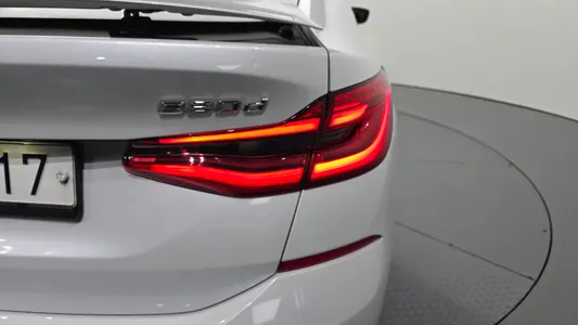BMW 6 Series GT (G32) 620d 2019 23