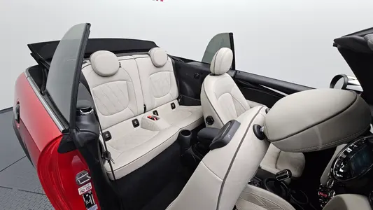 MINI S Convertible 2023 11
