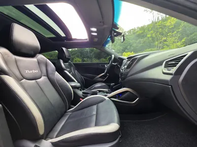 Hyundai 벨로스터 D 2014 17