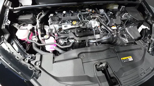 Toyota 5 2.0 PHEV XSE 2026 6
