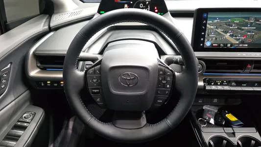 Toyota 5 2.0 PHEV XSE 2026 13