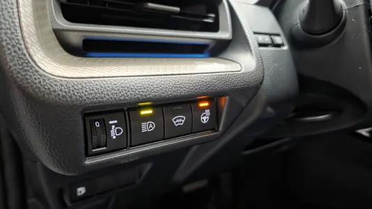 Toyota 5 2.0 PHEV XSE 2026 14