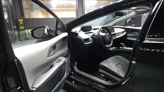 Toyota 5 2.0 PHEV XSE 2026 10