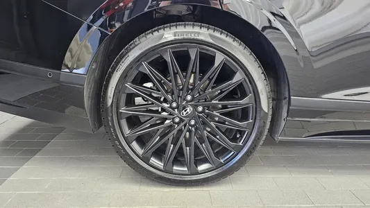 Hyundai (GN7) 2024 5
