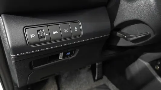 Hyundai 싼타페 HEV 1.6 2WD 2023 20