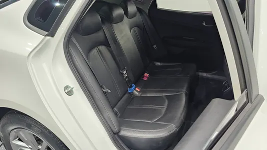 Kia K5 2 2.0 LPI 2018 11
