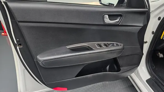Kia K5 2 2.0 LPI 2018 24