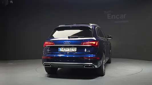 Audi Q5 (FY) 45 TFSI 2022 4