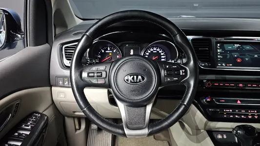 Kia 카니발 9 2015 14