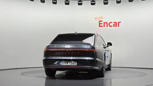 Hyundai (GN7) 2023 4