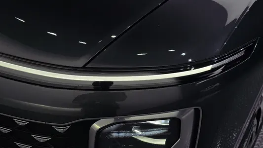 Hyundai (GN7) 2023 22
