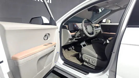Hyundai 5 AWD 2024 10