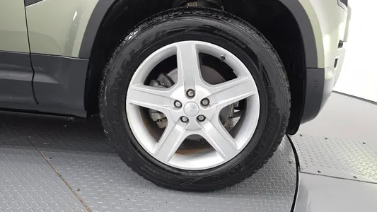 Land Rover (L663) 110 D250 SE 2022 21