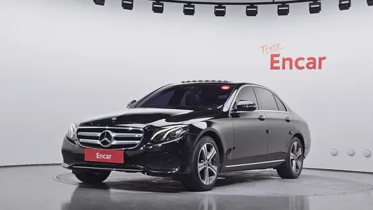 Mercedes-Benz E-Class W213 E300 2019
