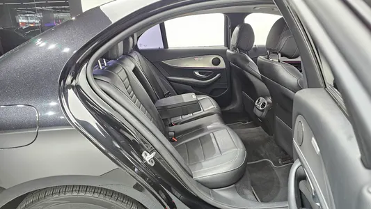 Mercedes-Benz E-Class W213 E300 2019 12
