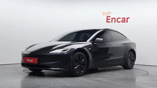 Tesla 3 RWD 2025
