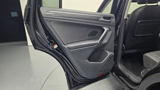 Volkswagen 2 2.0 TDI 2018 25