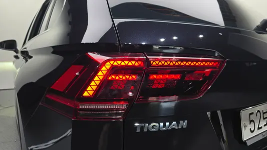 Volkswagen 2 2.0 TDI 2018 23
