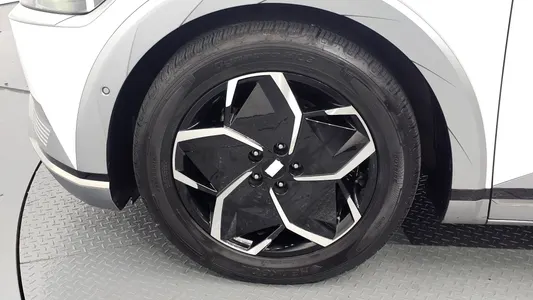 Hyundai Ioniq 5 AWD 2022 5