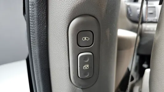 Kia R GLX 2013 31