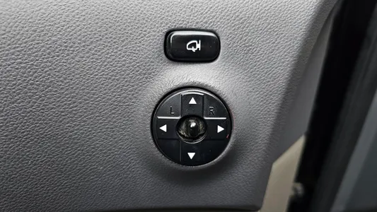 Kia R GLX 2013 28