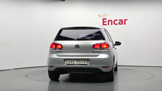 Volkswagen 6 2.0 TDI 2009 4