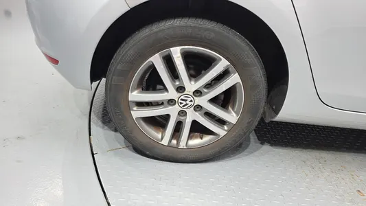 Volkswagen 6 2.0 TDI 2009 5