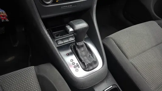 Volkswagen 6 2.0 TDI 2009 9
