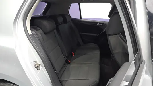 Volkswagen 6 2.0 TDI 2009 11