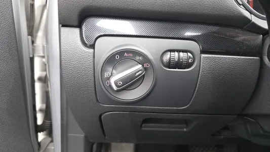 Volkswagen 6 2.0 TDI 2009 17